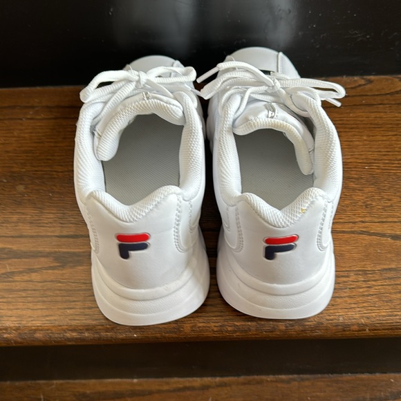 Bought on sale at 3999 Warren once inbox Fila fulcrum three - Picture 3 of 5